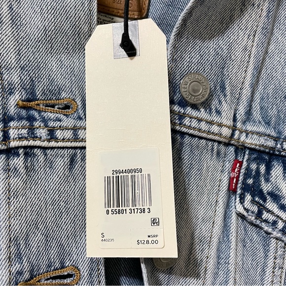 Levi’s Denim Jacket - Picture 4 of 5